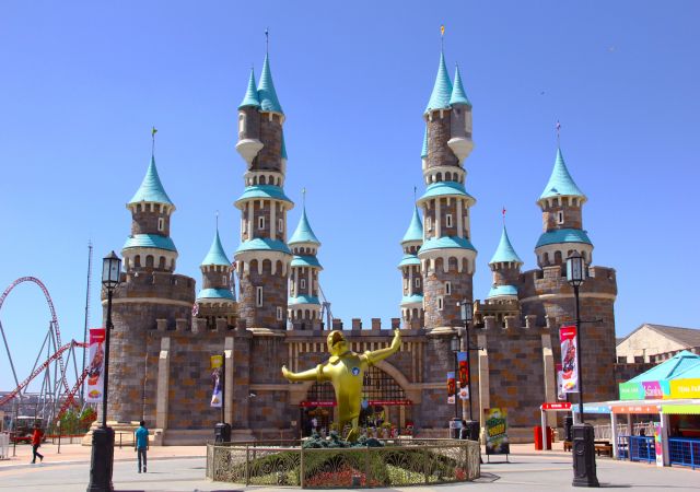 Isfanbul Thema Park with Hotel Pickup
