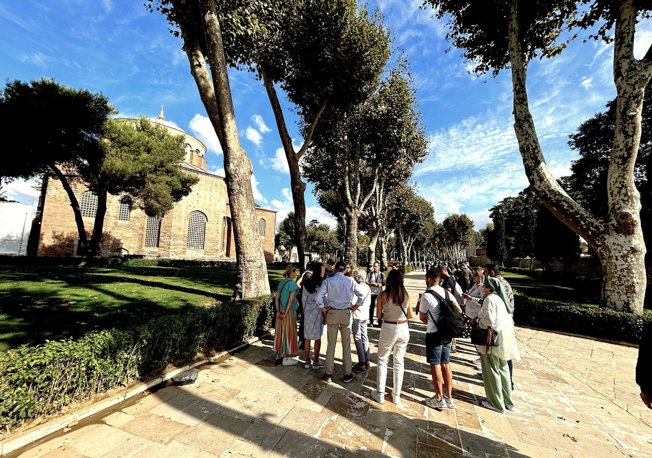 Istanbul Mosques & Palaces Guided Walking Tour (English) - Blue Mosque, Hagia Sophia, Topkapi Palace