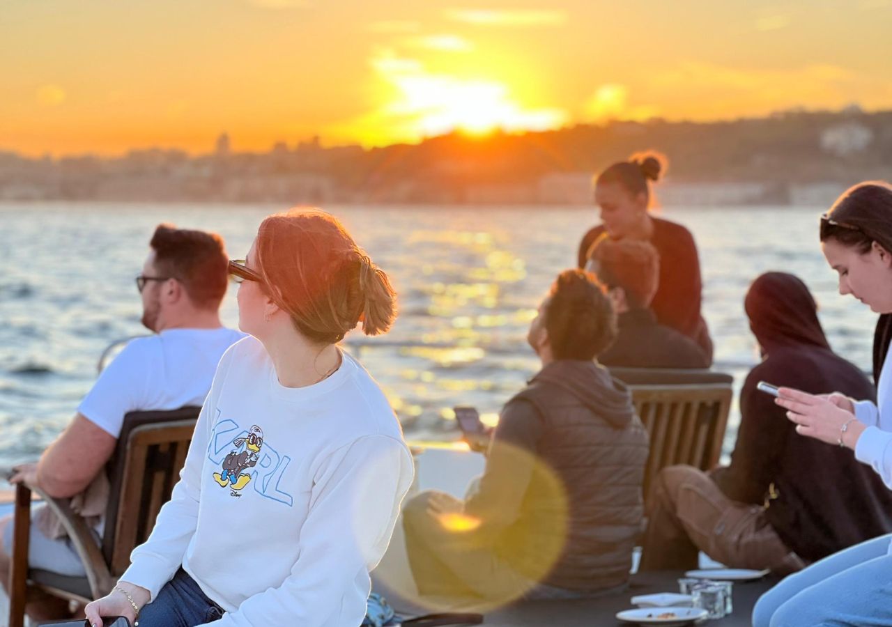 Bosphorus Sunset Cruise on a Luxury Yacht
